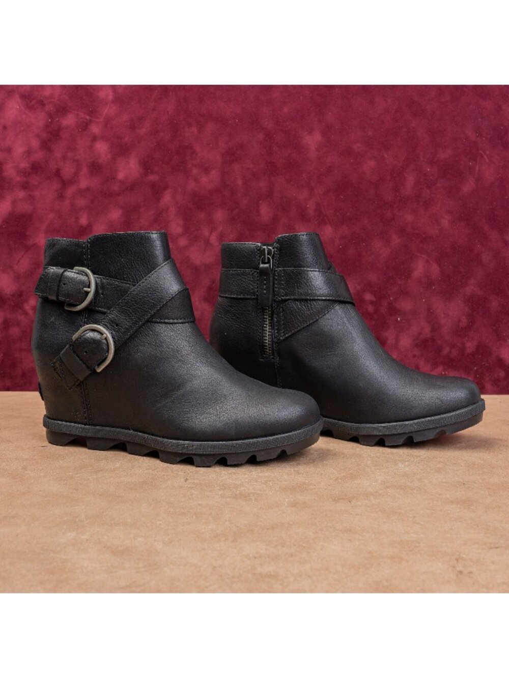 Sorel Women Joan of Artic II Wedge Black Leather Moto Biker Wedge Boots sz 8.5